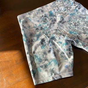 Lululemon align biker shorts, 5” length, size 10, wore twice.